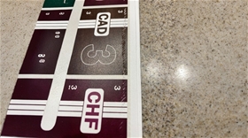 Bản in bị cộm, nổi lên – Do mực in hay do máy in?