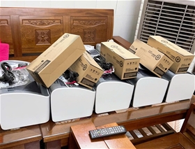 Để trình bày thông tin về hộp mực tương thích cho một hãng máy in trên trang web một cách hiệu quả